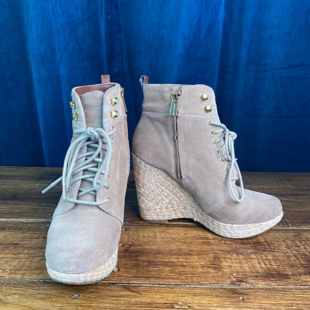 Michael by Michael Kors Jada Suede Wedge Bootie Size 7.5 - Picture 6 of 11